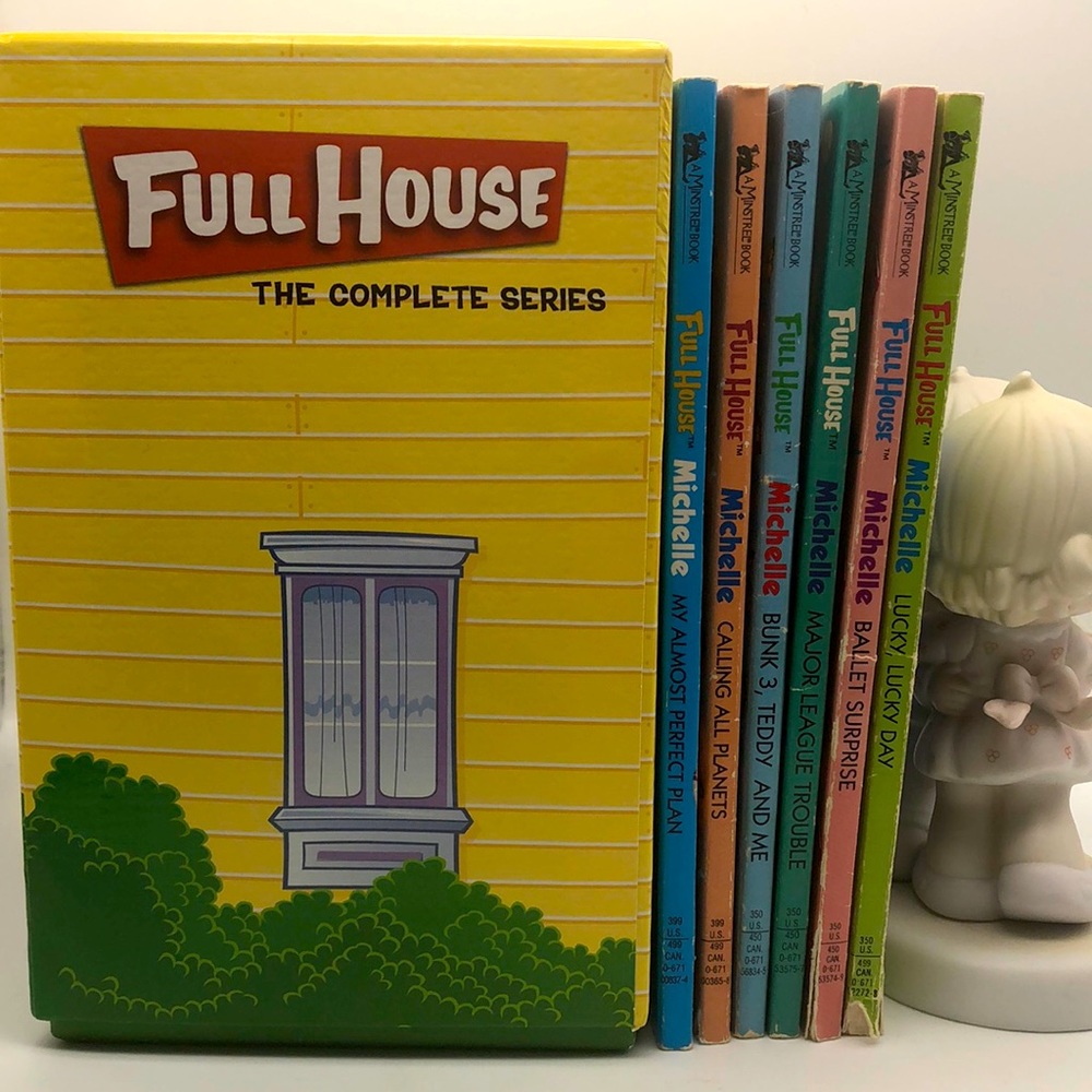 FULL HOUSE Gift Set includes DVD Box Set and Lot of 6 FULL HOUSE MICHELLE Books